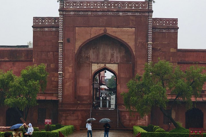 Private Ganztagestour zu den UNESCO-Weltkulturerbestätten von Agra, einschließlich des Taj Mahal bei Sonnenaufgang und Sonnenuntergang, Foto 42 | wizardtrip