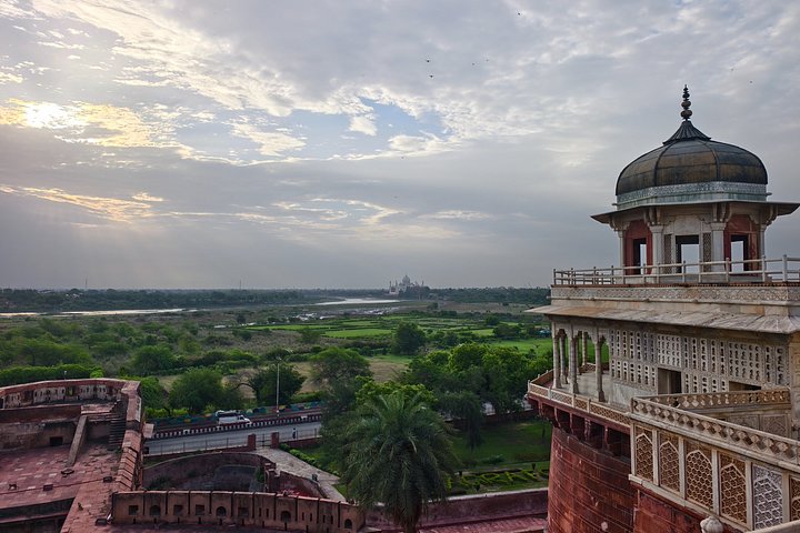 Private Ganztagestour zu den UNESCO-Weltkulturerbestätten von Agra, einschließlich des Taj Mahal bei Sonnenaufgang und Sonnenuntergang, Foto 50 | wizardtrip