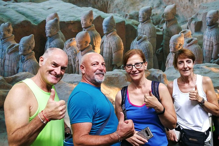 All-Inclusive Terracotta Army Tour with Premium Buffet Lunch | wizardtrip