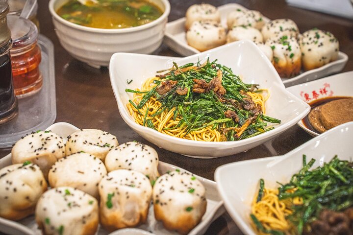 Eat Like a Local Through Shanghai's French Concession | wizardtrip