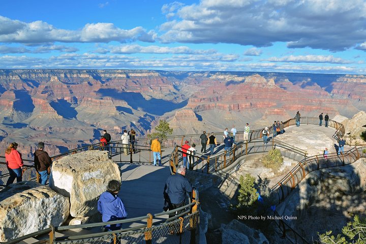 Grand Canyon, Sedona & Oak Creek Canyon Van Tour from Phoenix | wizardtrip