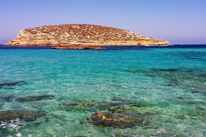 Excursión de snorkel, playa y cuevas en las hermosas bahías de Ibiza con SUP, foto 6 | wizardtrip