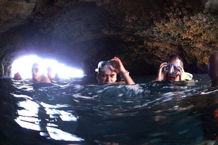 Excursión de snorkel, playa y cuevas en las hermosas bahías de Ibiza con SUP, foto 11 | wizardtrip