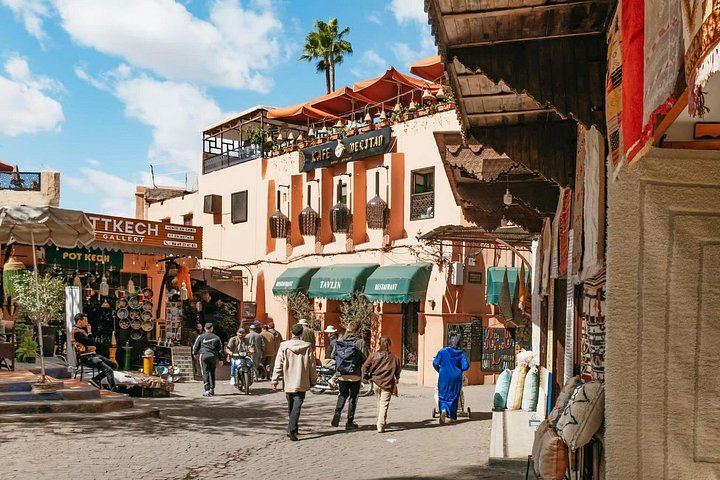 Visite shopping privée guidée à travers les souks colorés et vibrants de Marrakech, Maroc, photo 11 | wizardtrip