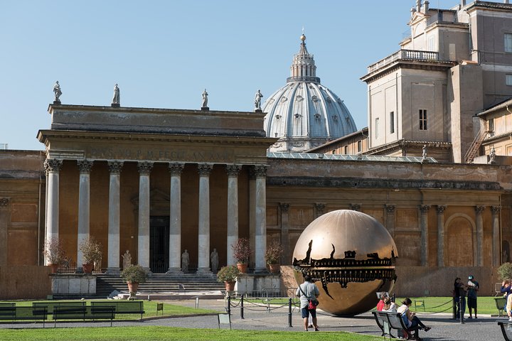 Kleingruppentour durch die Vatikanischen Museen, die Sixtinische Kapelle und den Petersdom in Rom, Foto 15 | wizardtrip