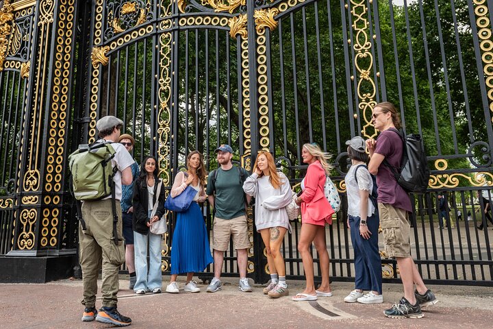 Geführte Wandertour zu den 30 Top-Sehenswürdigkeiten Londons, einschließlich Buckingham Palace und Tower Bridge, Foto 6 | wizardtrip