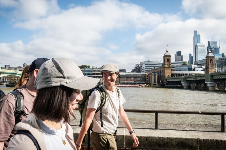 Geführte Wandertour zu den 30 Top-Sehenswürdigkeiten Londons, einschließlich Buckingham Palace und Tower Bridge, Foto 24 | wizardtrip