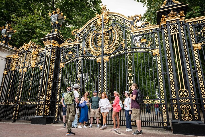 Rundgang durch Londons ikonische Wahrzeichen, darunter Buckingham Palace, Big Ben und Westminster Abbey, Foto 8 | wizardtrip