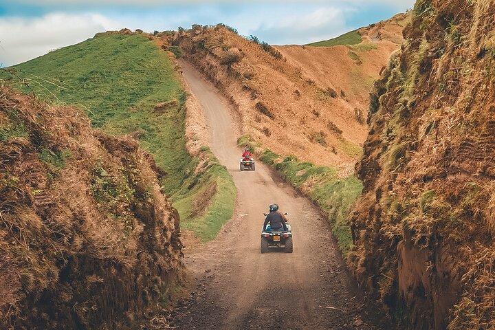 Explore São Miguel's volcanic landscapes and crater lakes on an adventurous quad biking tour, photo 6 | wizardtrip