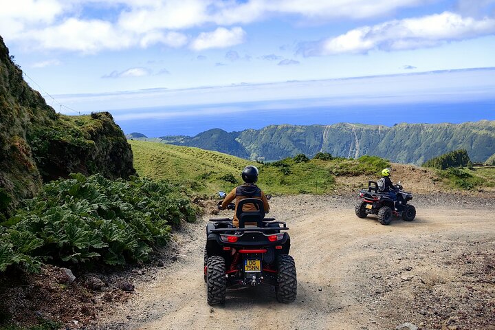 Explore São Miguel's volcanic landscapes and crater lakes on an adventurous quad biking tour, photo 8 | wizardtrip