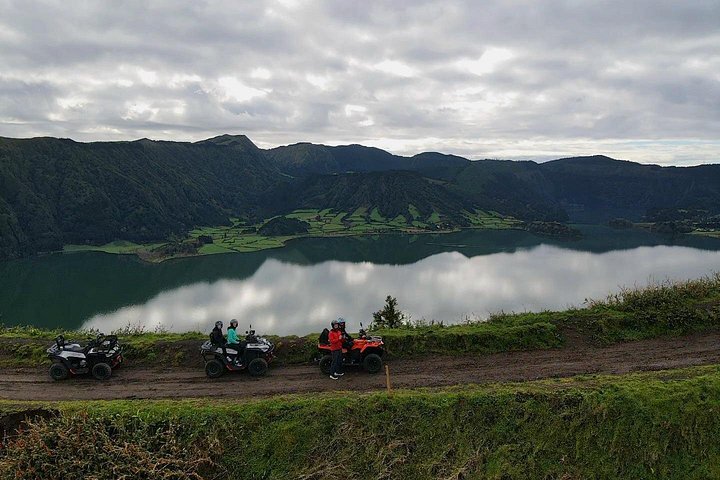 Explore São Miguel's volcanic landscapes and crater lakes on an adventurous quad biking tour, photo 24 | wizardtrip