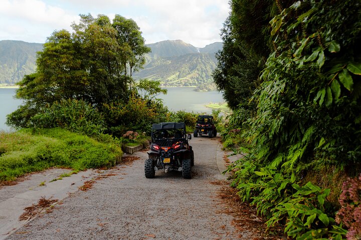 Opplev en eventyrlig buggy-tur rundt Sete Cidades-vulkanen i Ponta Delgada, Azorene, foto 7 | wizardtrip