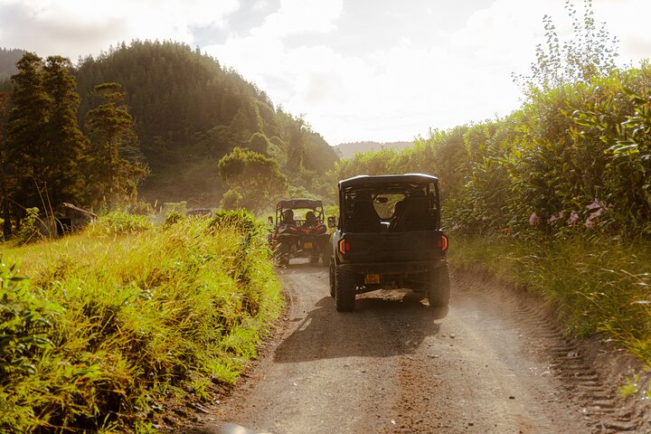 Opplev en eventyrlig buggy-tur rundt Sete Cidades-vulkanen i Ponta Delgada, Azorene, foto 8 | wizardtrip