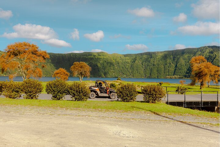 Opplev en eventyrlig buggy-tur rundt Sete Cidades-vulkanen i Ponta Delgada, Azorene, foto 10 | wizardtrip