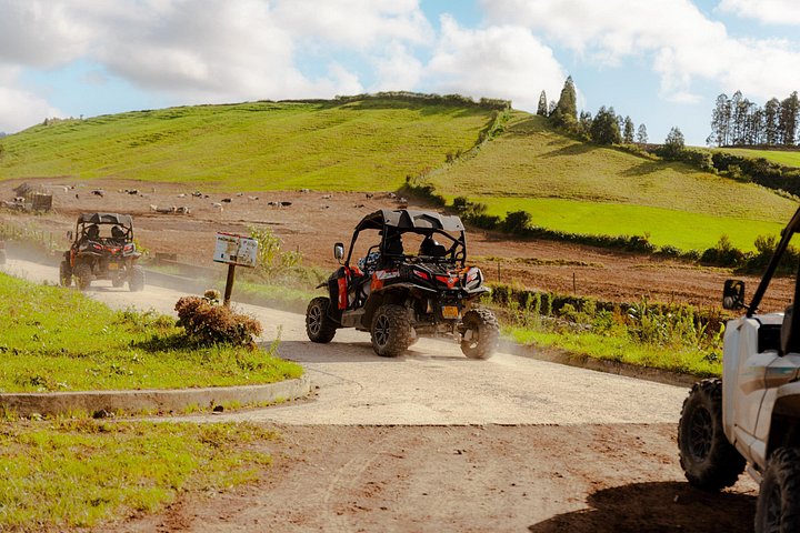Opplev en eventyrlig buggy-tur rundt Sete Cidades-vulkanen i Ponta Delgada, Azorene, foto 17 | wizardtrip