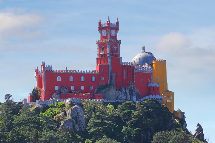 Kleine groepstour die Sintra, Cascais en het Pena Paleis vanuit Lissabon, Portugal verkent, foto 11 | wizardtrip
