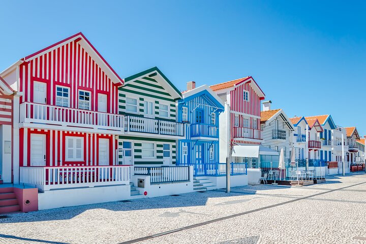 Aveiro y Costa Nova Excursión de Medio Día desde Oporto con Paseo en Barco | wizardtrip
