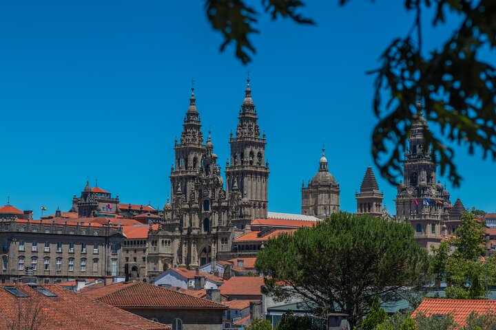 Dagstur från Porto till Santiago de Compostela och Valença, med historiska platser och natursköna vyer, foto 6 | wizardtrip