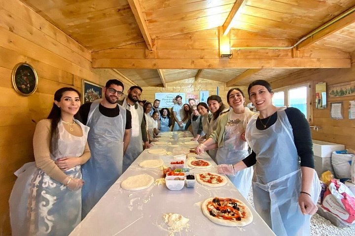 Hands-on pizza- en pastales in Rome met wijn- en dessertproeverij, foto 36 | wizardtrip