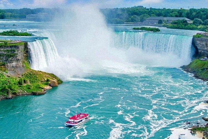 Excursion d'une journée aux chutes du Niagara au départ de Toronto | wizardtrip