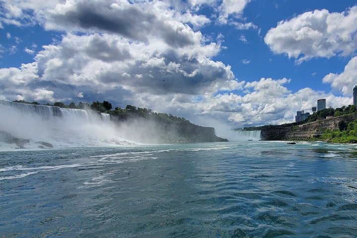 Day trip to Niagara Falls from Toronto, featuring waterfalls, scenic views, and optional attractions, photo 15 | wizardtrip