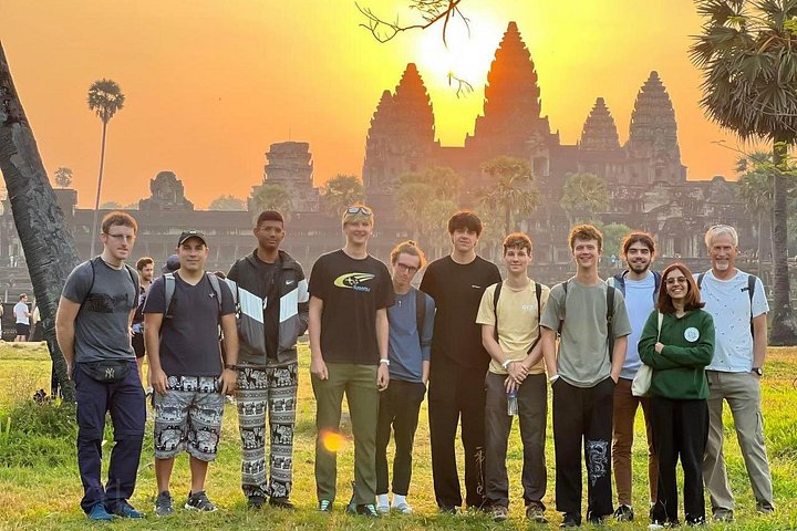 Explorez les temples khmers anciens comme Angkor Wat et Ta Prohm à Siem Reap, photo 16 | wizardtrip