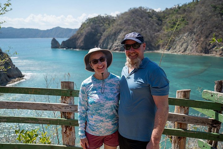 Disfruta de una excursión de un día a Isla Tortuga desde Costa Rica con crucero en catamarán, deportes acuáticos y almuerzo, foto 7 | wizardtrip