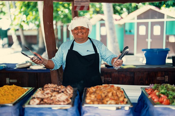 Disfruta de una excursión de un día a Isla Tortuga desde Costa Rica con crucero en catamarán, deportes acuáticos y almuerzo, foto 9 | wizardtrip