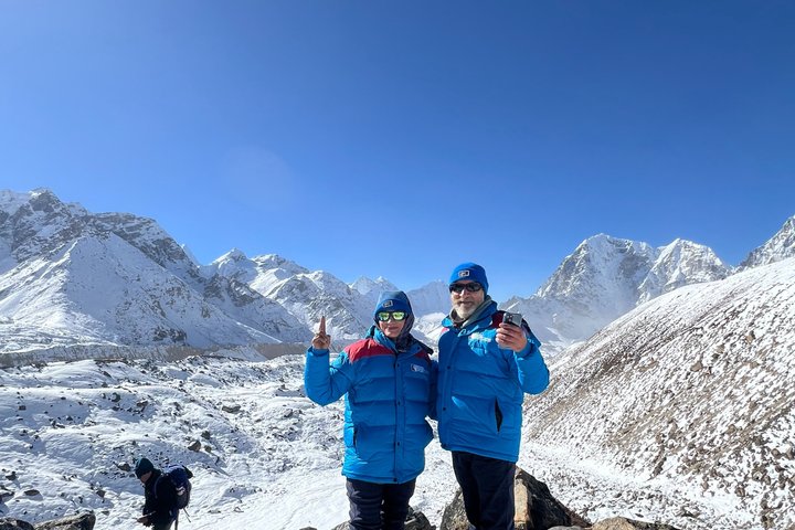Trekking pelos majestosos Himalaias até ao Campo Base do Everest, experimentando paisagens deslumbrantes e cultura Sherpa, foto 12 | wizardtrip