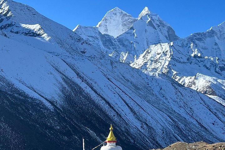 Trekking pelos majestosos Himalaias até ao Campo Base do Everest, experimentando paisagens deslumbrantes e cultura Sherpa, foto 13 | wizardtrip