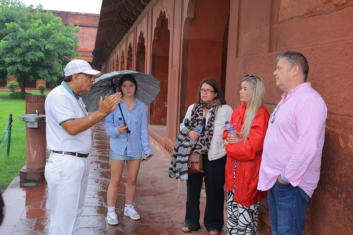 Excursion privée de luxe d'une journée de Delhi au Taj Mahal, au Fort d'Agra et au Baby Taj à Agra, en Inde, photo 17 | wizardtrip