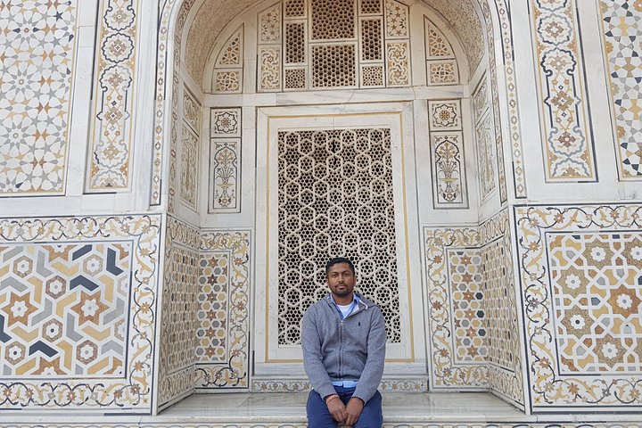 Excursion privée de luxe d'une journée de Delhi au Taj Mahal, au Fort d'Agra et au Baby Taj à Agra, en Inde, photo 35 | wizardtrip