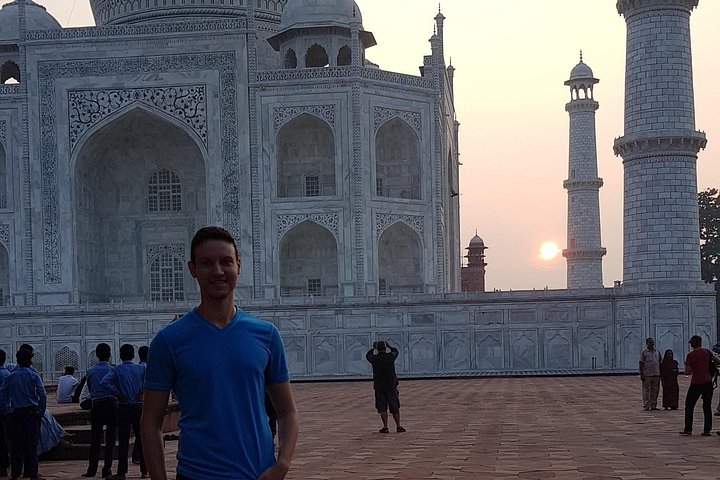 Excursion privée de luxe d'une journée de Delhi au Taj Mahal, au Fort d'Agra et au Baby Taj à Agra, en Inde, photo 38 | wizardtrip
