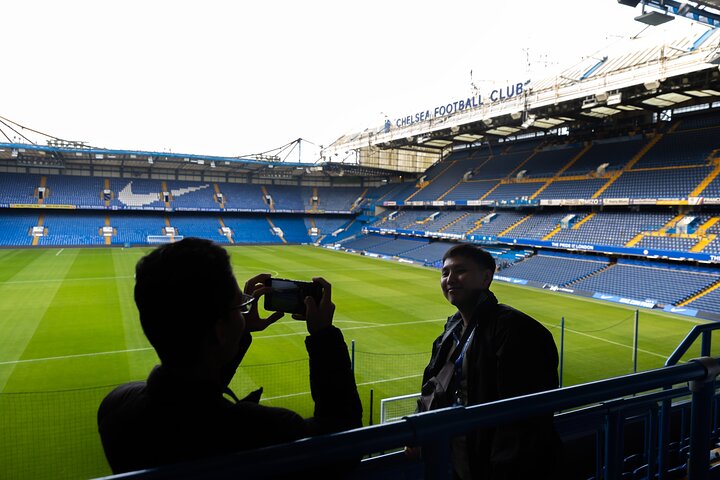 Explore Stamford Bridge stadium and museum, home of Chelsea FC, on a guided tour in London, photo 6 | wizardtrip