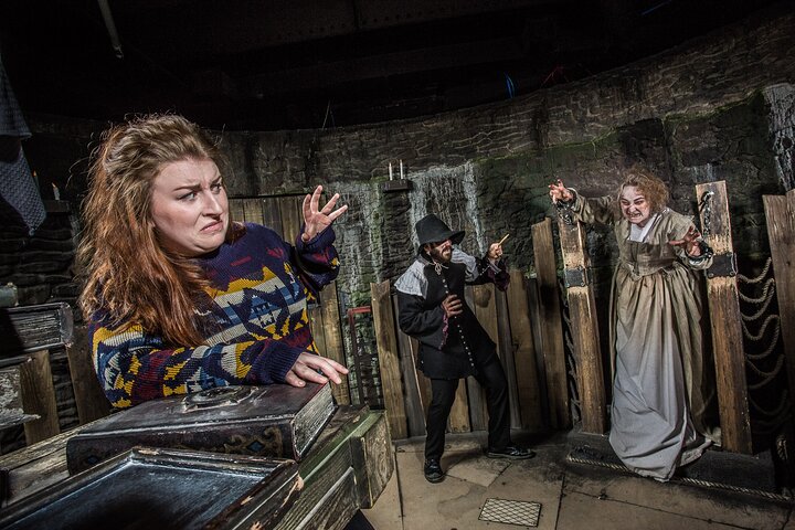 Erleben Sie Edinburghs dunkle Geschichte mit Live-Schauspielern und spannenden Shows im Edinburgh Dungeon, Foto 15 | wizardtrip