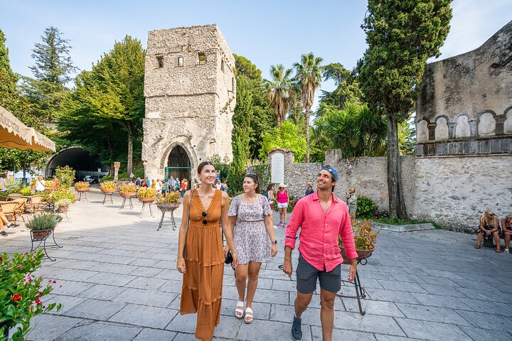 Vues panoramiques de la côte amalfitaine, y compris Positano, Amalfi et Ravello, depuis un bateau et la route, photo 19 | wizardtrip