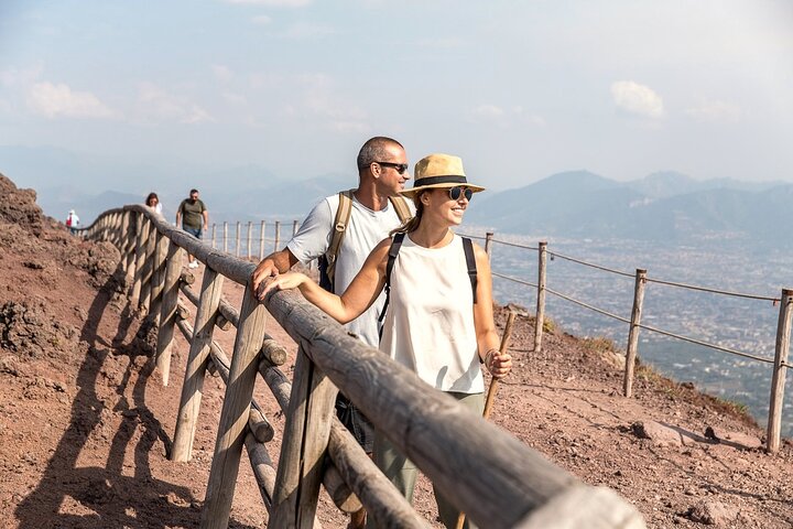 Skip-the-Line Pompeii & Vesuvius Full-Day Tour from Naples | wizardtrip