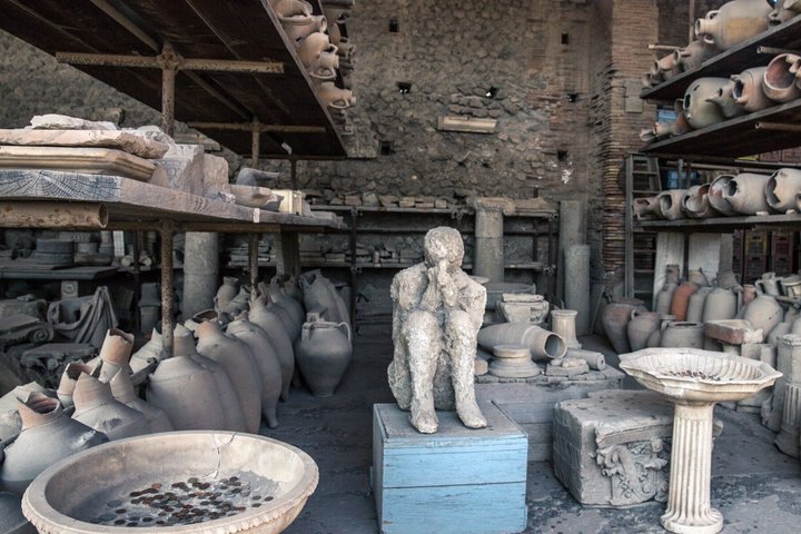 Erkunden Sie die antiken Ruinen von Pompeji und den Vulkankrater des Vesuvs auf einer ganztägigen geführten Tour von Sorrent aus, Foto 10 | wizardtrip