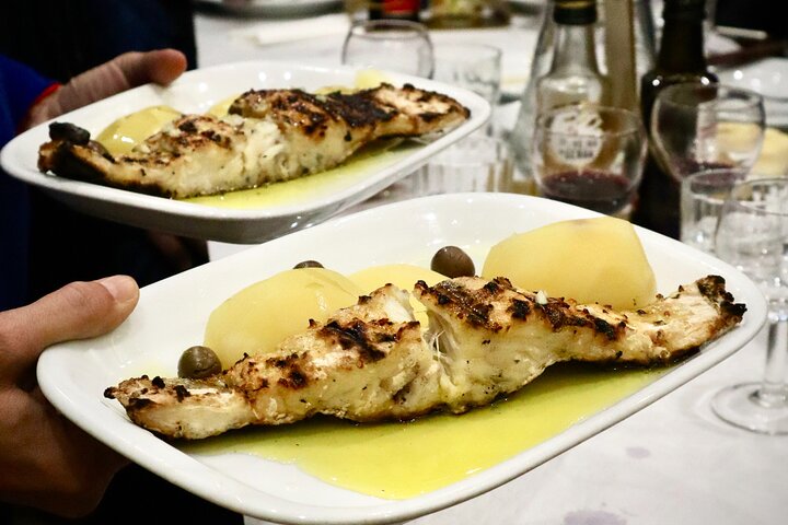 Un viaggio culinario attraverso le strade storiche di Lisbona, con prelibatezze locali, vini e monumenti iconici, foto 8 | wizardtrip