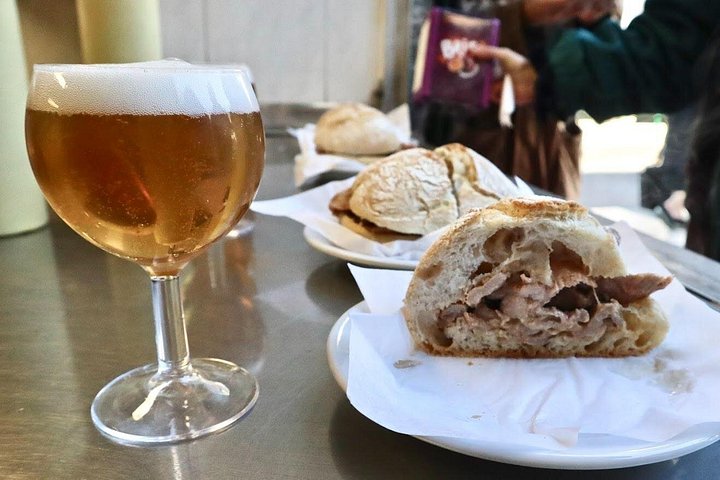 Un viaggio culinario attraverso le strade storiche di Lisbona, con prelibatezze locali, vini e monumenti iconici, foto 15 | wizardtrip