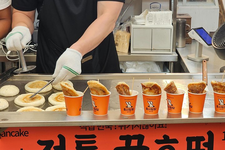 ソウルの市場や通りを巡るガイド付きフードツアー。地元料理やランドマークをお楽しみください、写真8 | wizardtrip