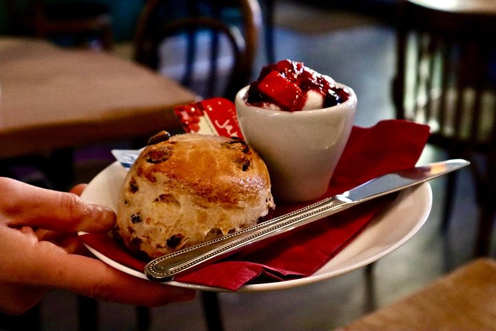 Esplora la scena culinaria di Edimburgo con un tour gastronomico guidato con prelibatezze locali e whisky scozzese, foto 6 | wizardtrip