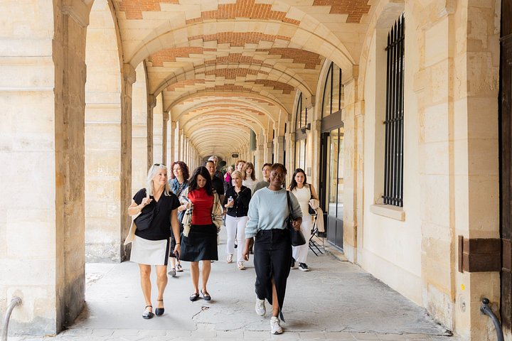 Exploration culinaire du Marais parisien, avec des délices français, du vin et des rues historiques, photo 32 | wizardtrip