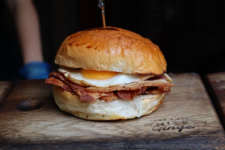 Um tour gastronómico guiado explorando o London Bridge e o Borough Market, com pratos britânicos icónicos e sabores locais, foto 13 | wizardtrip