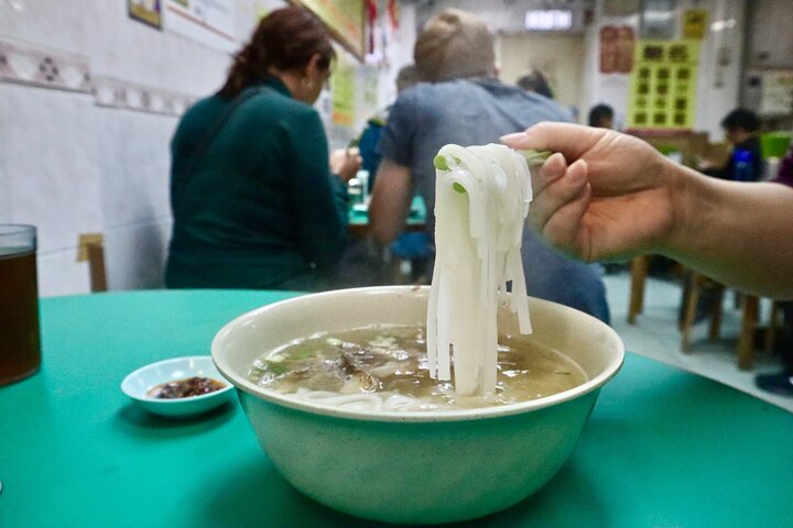 A culinary journey through Hong Kong's Tin Hau district, featuring local delicacies and hidden food spots, photo 11 | wizardtrip