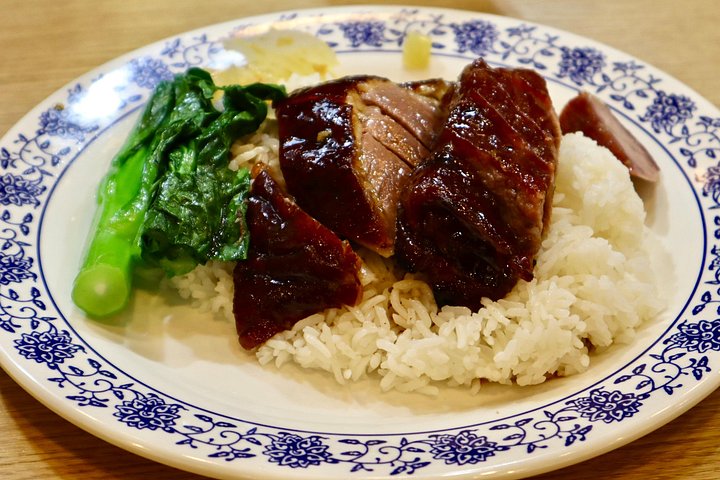 A culinary journey through Hong Kong's Tin Hau district, featuring local delicacies and hidden food spots, photo 14 | wizardtrip
