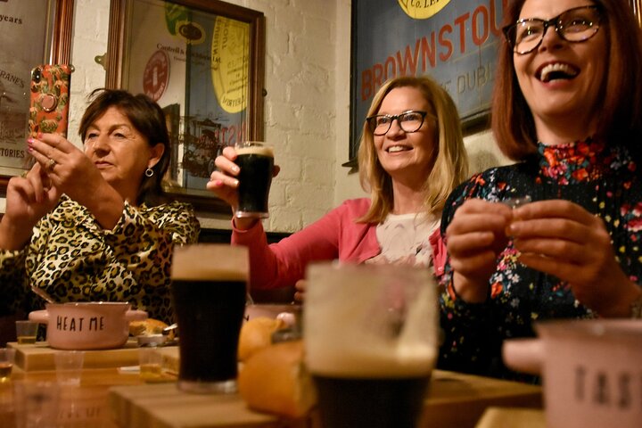 Belfast madtur med smagsprøver på lokale irske retter og drikkevarer i Nordirland, foto 6 | wizardtrip