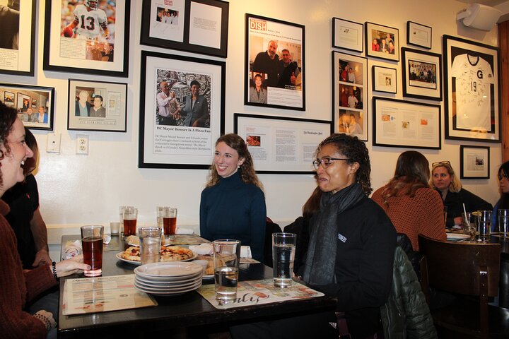 Um tour gastronómico guiado no bairro de Georgetown, em Washington D.C., com pratos locais e locais históricos, foto 8 | wizardtrip