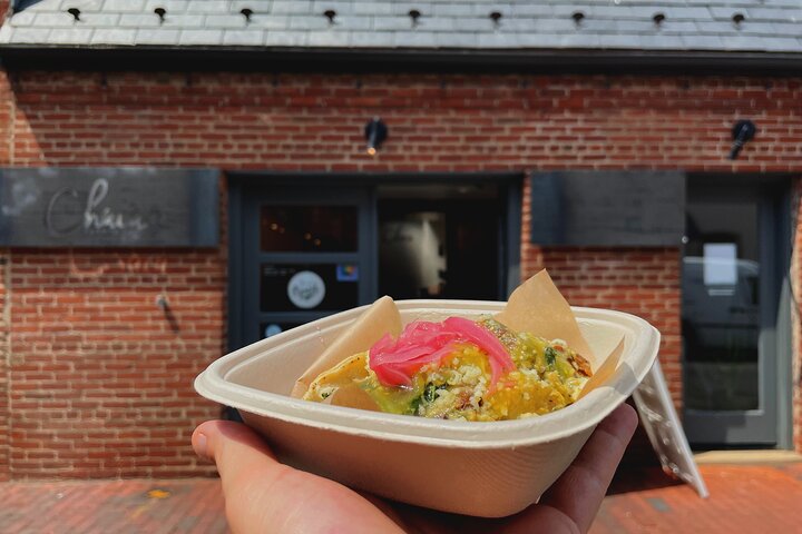Um tour gastronómico guiado no bairro de Georgetown, em Washington D.C., com pratos locais e locais históricos, foto 17 | wizardtrip