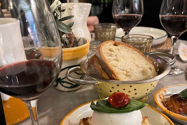 En kulinarisk rejse gennem Milano, smagning af lokal mad og udforskning af charmerende kvarterer, foto 11 | wizardtrip